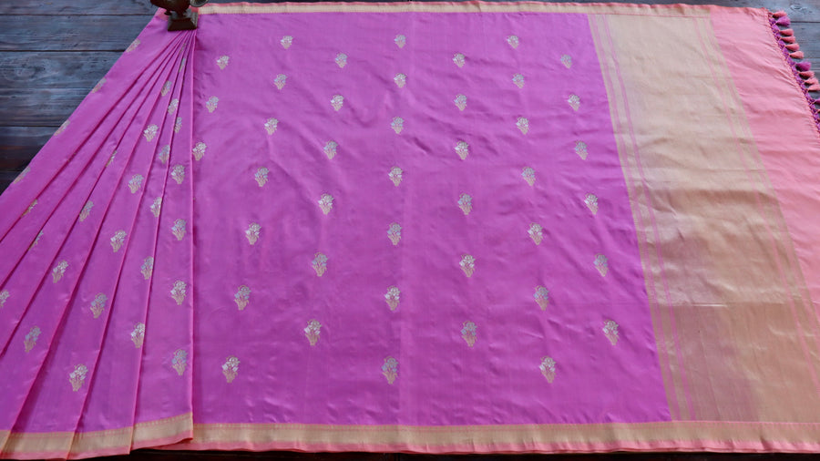 Border close-up on Pink Nargis pure silk handloom Banarasi saree