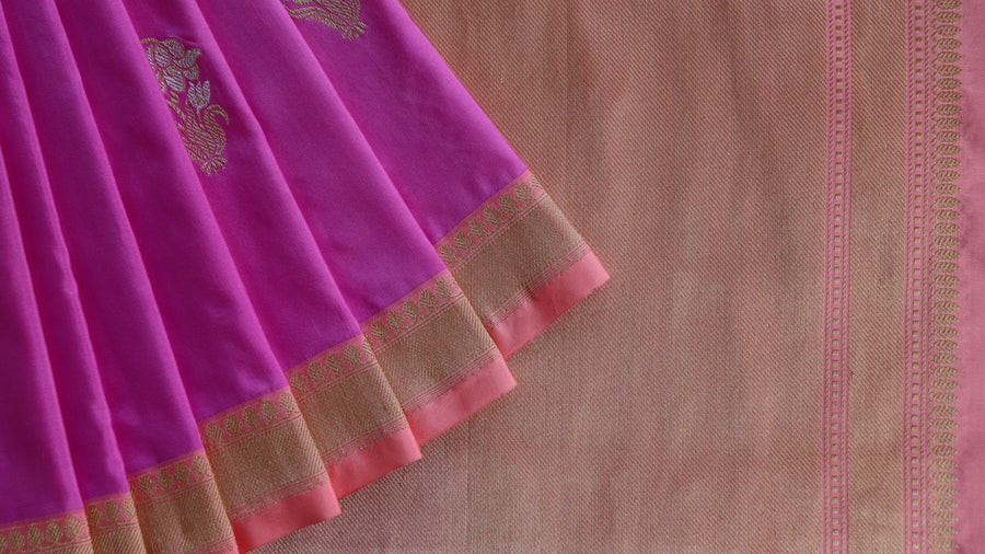 Colour close-up of Pink Nargis Banarasi saree