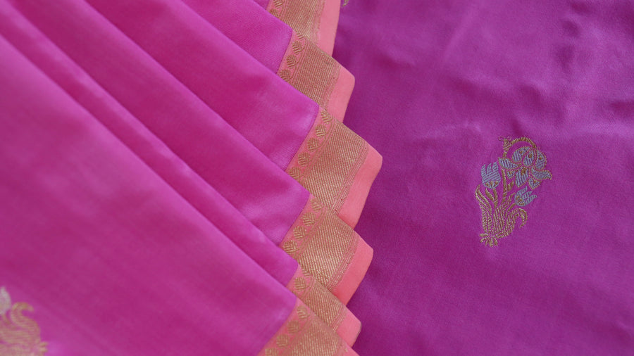 Pallu detail of Pink Nargis Motif pure silk Banarasi saree