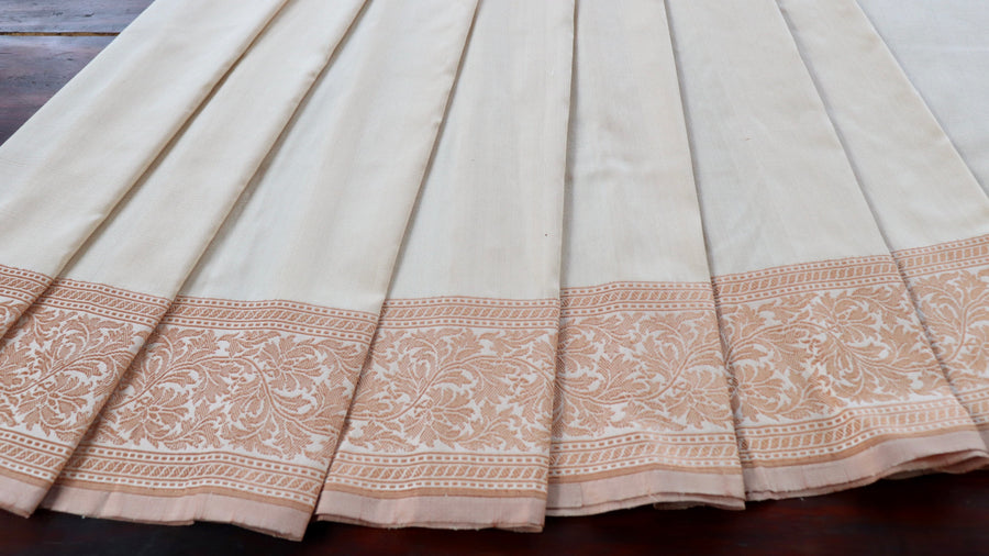Blouse piece for Off-White & Brown Kuniya Banarasi saree