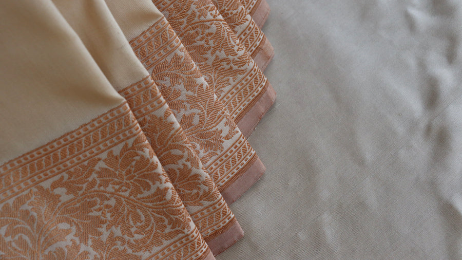 Pallu detail of Off-White & Brown Kuniya Banarasi saree