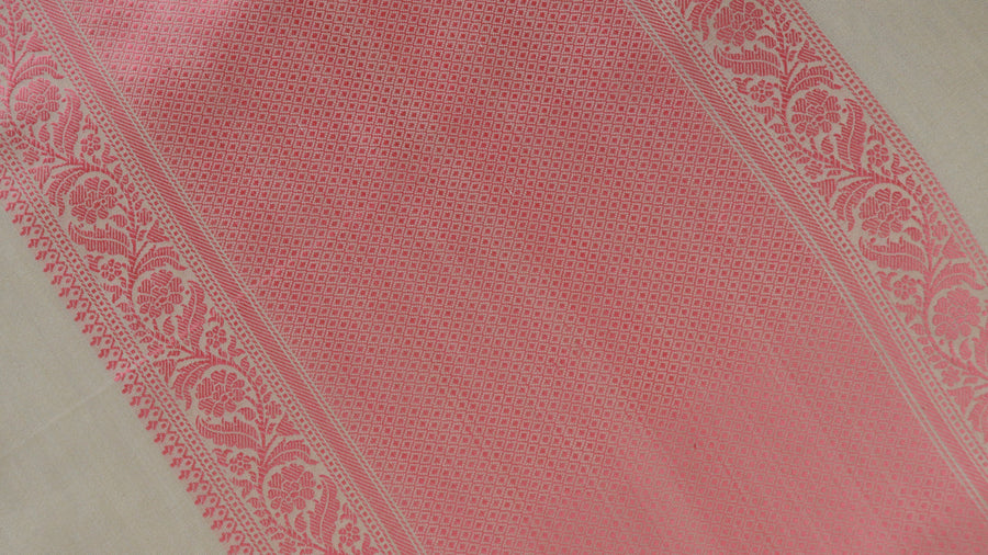 Cream Kadhua Kuniya Pure Silk Banarasi Saree | Stuti Weaves