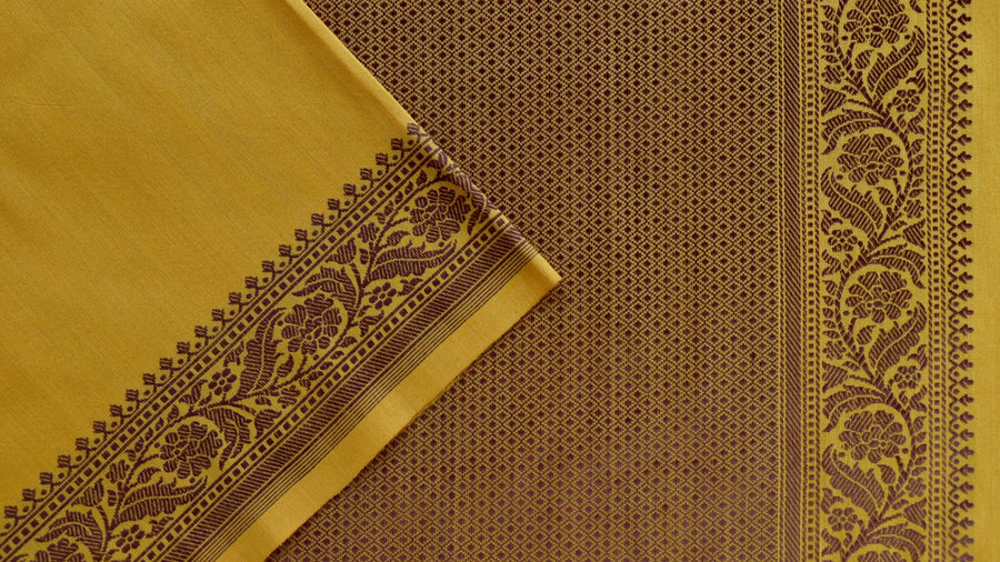 Full drape of Yellow Kadhua Kuniya pure silk Banarasi saree
