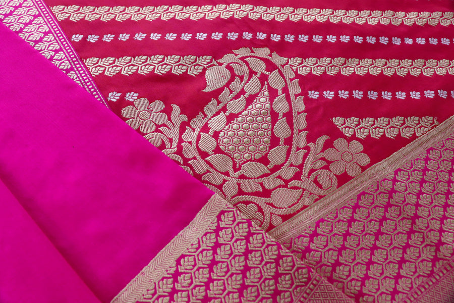 Aanchal motif on Multicolor Rangkaat Banarasi saree
